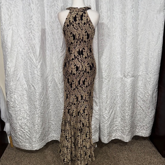 black and gold body con formal prom halter fitted size small bridesmaid dress - Picture 11 of 11